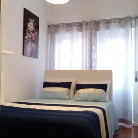 Chalas Bedroom Nazar ナザレ
